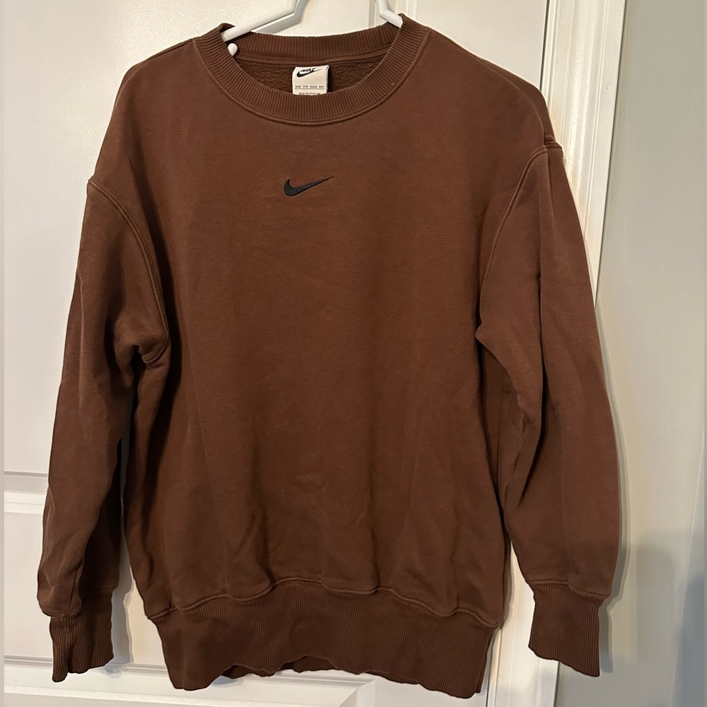 brown nike crewneck